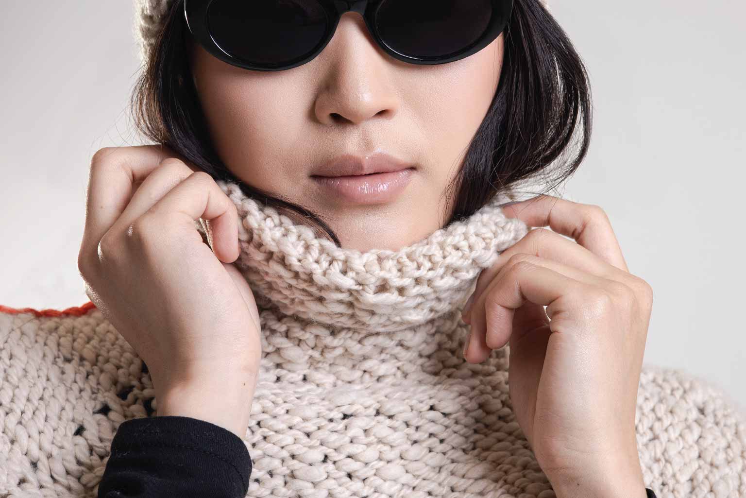 Snood hand-spun and hand-knit with Sustainable cashmere