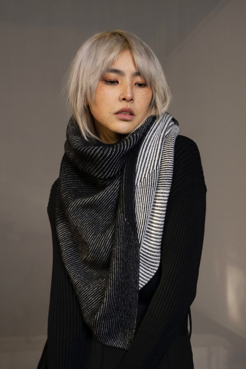 Cashmere shawl, unisex, black/white.